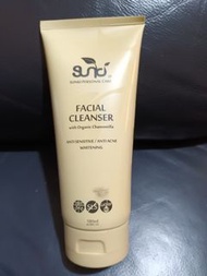 sunki 生肌洋甘菊潔面膏 180ml / Sunki Facial Cleanser with Organic Chamomile 40元到期日2025年11月