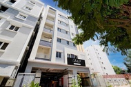 Collection O DLF CyberCity Hyderabad Formerly Key Suites