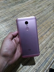 Handphone Hp Xiaomi Redmi 5 Plus Ram 3gb Internal 32gb Second