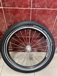 9成半新 Schwalbe Big Apple 18寸 連 birdy 呔令 8速波。