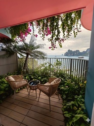 Flamingo Cat Ba Sky Villa Premier Ocean View King