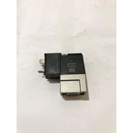 SOLENOID VALVE SMC VT307E-1DZ-01 VT307E 1DZ 01 VT307E1DZ01 AC220V