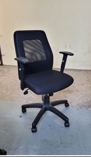 油壓椅 辦公室椅 大班椅連扶手 辦公室椅 轉椅 辦公室櫈 老闆椅 Office chair 油壓椅 油壓櫈 辦公椅 職員椅 電競椅 大班椅  24*22*35-38" (座位高度17-20吋) #22
