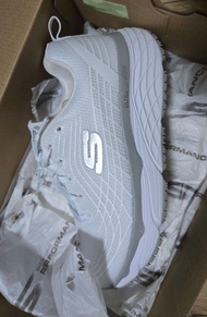 Skechers Arcfit 防滑工作白鞋