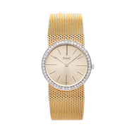 Piaget Reference 7900, a yellow gold manual wind wristwatch with integrated bracelet