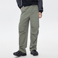 Giordano Mens กางเกงผู้ชาย Relaxed Knee Pleated Stretch Pants 01115034002 กางเกงขายาวผู้ชาย กางเกงจิ