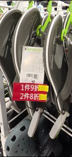 Crocs 涼鞋
