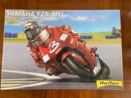 Heller 1/12 Yamaha YZR M1 2002  MAX BIAGGI