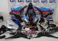 FULL FAIRING MODEL YAMAHA R25 R3 UNTUK NEW VIXION VIXION LAMA R15 V2 BYSON VERZA XABRE R15 V3