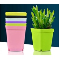 7cm colorful  plastic Pot