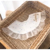 YEM 36: Elegant lace bib for baby SMX