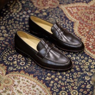 𝗡𝗲𝘄 𝗔𝗿𝗿𝗶𝘃𝗮𝗹 - British รองเท้าหนังแท้ Premium Penny Loafers (BlackBrown)