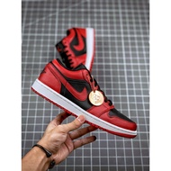 2025aj1 "Varsity Red" Basketball Shoes Low Top Men Shoes