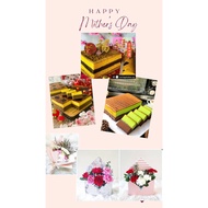 [Fresh Flower]  [Mother's Day Gift] [Mother's Day Cake] [Free Delivery] [Lapis Surabaya] Hamper Gift Box
