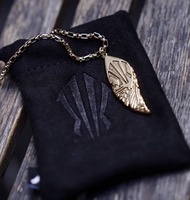 預訂 Pre Order Kyrie Irving Anta Kai feather logo necklace gold 安踏 歐文 羽毛 頸鏈 金色