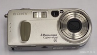 二手已壞Sony Cyber Shot DSC-P2 CCD 數碼相機 不能正常影相 不包記憶卡不包電 當零件出售 一口價$200 恕不再議價