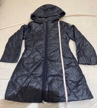 Armani Junior 黑色羽絨外套 8A