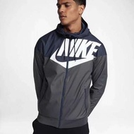 2018春季新款 NIKE 風衣外套 耐吉 風行者連帽防風外套 男上衣 運動風衣 男士薄款超輕連帽風衣 舒適抗UV