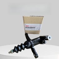 [Genuine From The Center] Lower Clutch Master Cylinder ISUZU TFR 3000 (4JG2) 7/8 Inches Code 8-97940