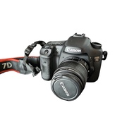 canon 7D with 18-55mm (USED) dslr camera