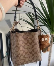 COACH Mollie Bucket Bag