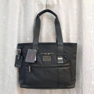 Tumi TUMI Casual Fashionable Expandable Handbag Male Business Commuter Simple Tote Computer Bag2223309 Flpc