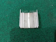 Heatsink aluminium pendingin motherboard