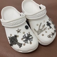 十字骨頭金屬Crocs鞋扣