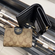 Bifold กระเป๋าตังค์พับสามทบผู้หญิงกระเป๋าสตางค์สำหรับบัตรเหรียญสั้น C0082 C3454 C3375 C3452 C3453 37