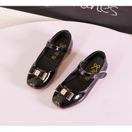 SH55 -- Girl fashion shoe