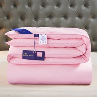 ผ้าห่มขนเป็ดสีขาว Hilton Hotel 95 ความหนาแน่นสูง อบอุ่น ผ้าห่มขนผีเสื้อ ผ้าฝ้ายโพลีเอสเตอร์ ผ้าฝ้ายผ