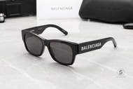 แว่นกันแดด Balenciaga Max Square Af BB0262SA 001