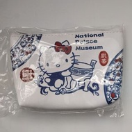 Hello Kitty故宮十字紋零錢化妝包