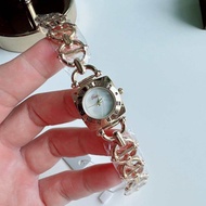 Gosasa Womens Luxury Fashion Watch Square  ทรงเดียวกับ Gucci Vintage  ตัวเรือน สีทอง หน้าปัด สีมก