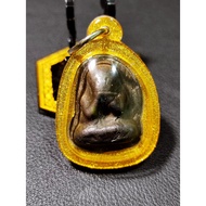 泰国佛牌 Amulet Pidta 必打 壳尺寸高4cm 庙 Wat Khao Or 众僧大法会开光 佛历 253x 避险 避邪 避官非 扶运势 顺利