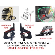 J121S14 LOWER GRILLE HINGE VOLVO FM V4 VERSON 4 84104142 84104144 LORRY TRUCK AKSESORI