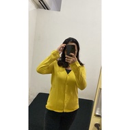 (Nett) Preloved Yellow Cardigan Yellow Cardigan Knitted Cardigan/ Knit Cardigan V Neck Cardigan/