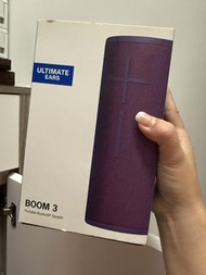 羅技旗下 UE（Ultimate Ears）BOOM 3 便攜藍牙喇叭，紫色配色。