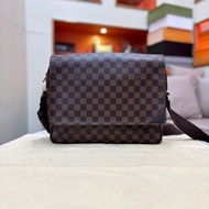 LV路易威登 棕棋盤格 男士郵差包 公文包 附件：無