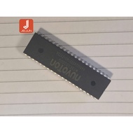 Embedded single-chip microcontroller 8-bit 8051 W78E052DDG microcontroller DIP-40 direct-insertion t