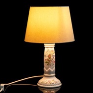 英國製Aynsley 都鐸 Tudor骨瓷檯燈 修長線條英式花園床頭燈