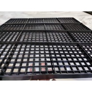 Winwin Plastic Dog Matting 2x2