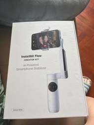Insta360 Flow Creator Kit - Summit White