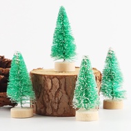 (10 Pieces/pack) 2.3 * 4.83cm Mini Christmas Tree Party Cedar Entertainment Party Wall Decoration Fe