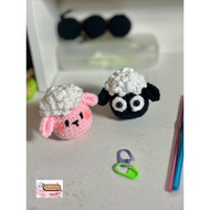 PLOOFIE | Keychain Couple Sheep | Crochet Amigurumi | Sheep Keychain