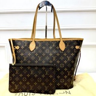 專櫃近4折❣️經典中古老花LV Neverfull