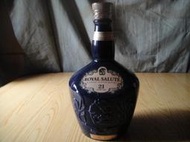 【靖】☼二手大出清☼酒瓶系列➠皇家禮炮21年➠"ROYAL SALUTE蘇格蘭威士忌"0.7L(藍色)➠空酒瓶～內無酒
