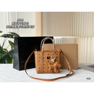 MCM0101 Classic Diamond Pattern Tote Bag