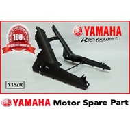 (100% ORIGINAL) YAMAHA Y15ZR MIDDLE CENTER FRAME COVER INNER TENGAH Y15Z Y15 100% ORIGINAL HLY YAMAH