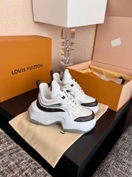LV 波鞋